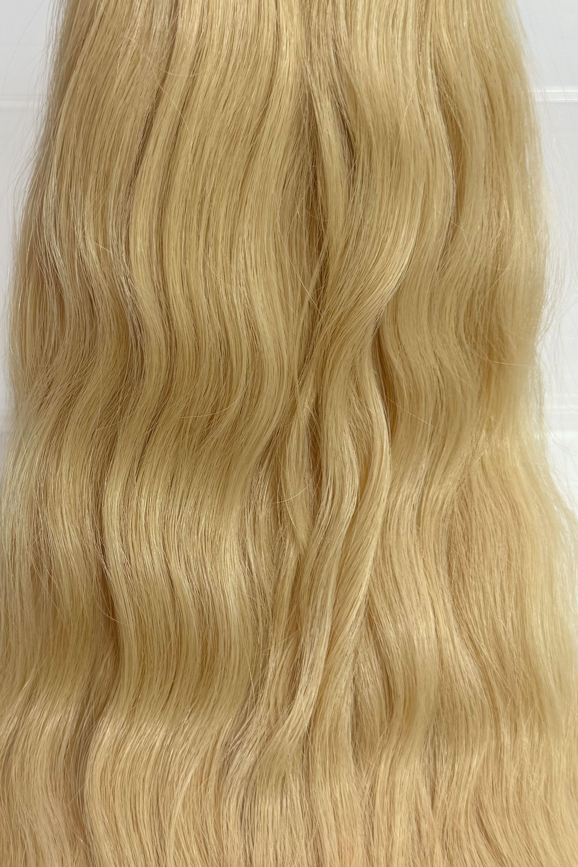 Behair professional Keratin Tip "Premium" 26" (65cm) Natural Wave Beach Blonde #613 - 25g (Standard - 0.7g each pcs) hair extensions