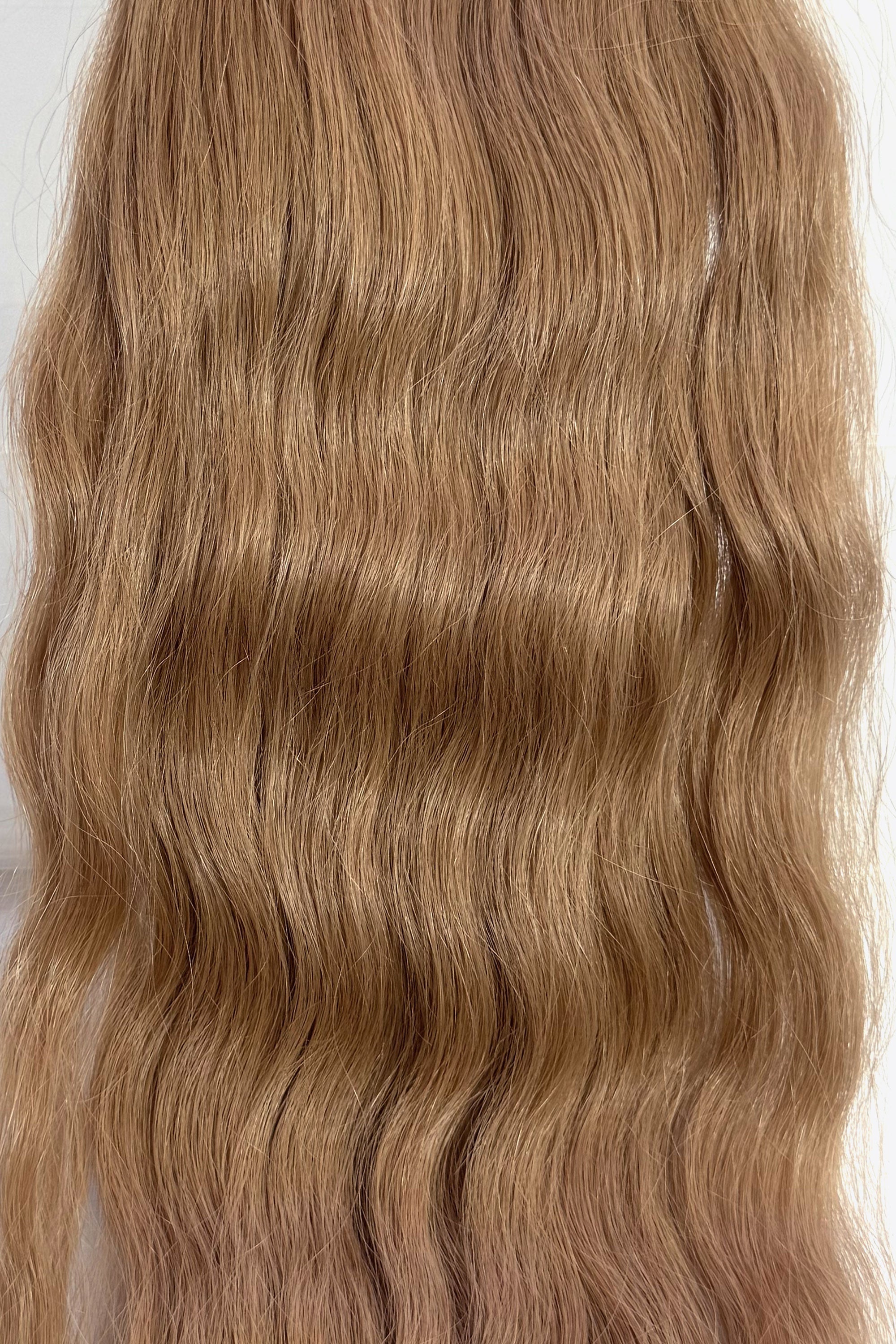 Behair professional Keratin Tip "Premium" 26" (65cm) Natural Wave Light Ash Brown #10 - 25g (Standard - 0.7g each pcs) hair extensions